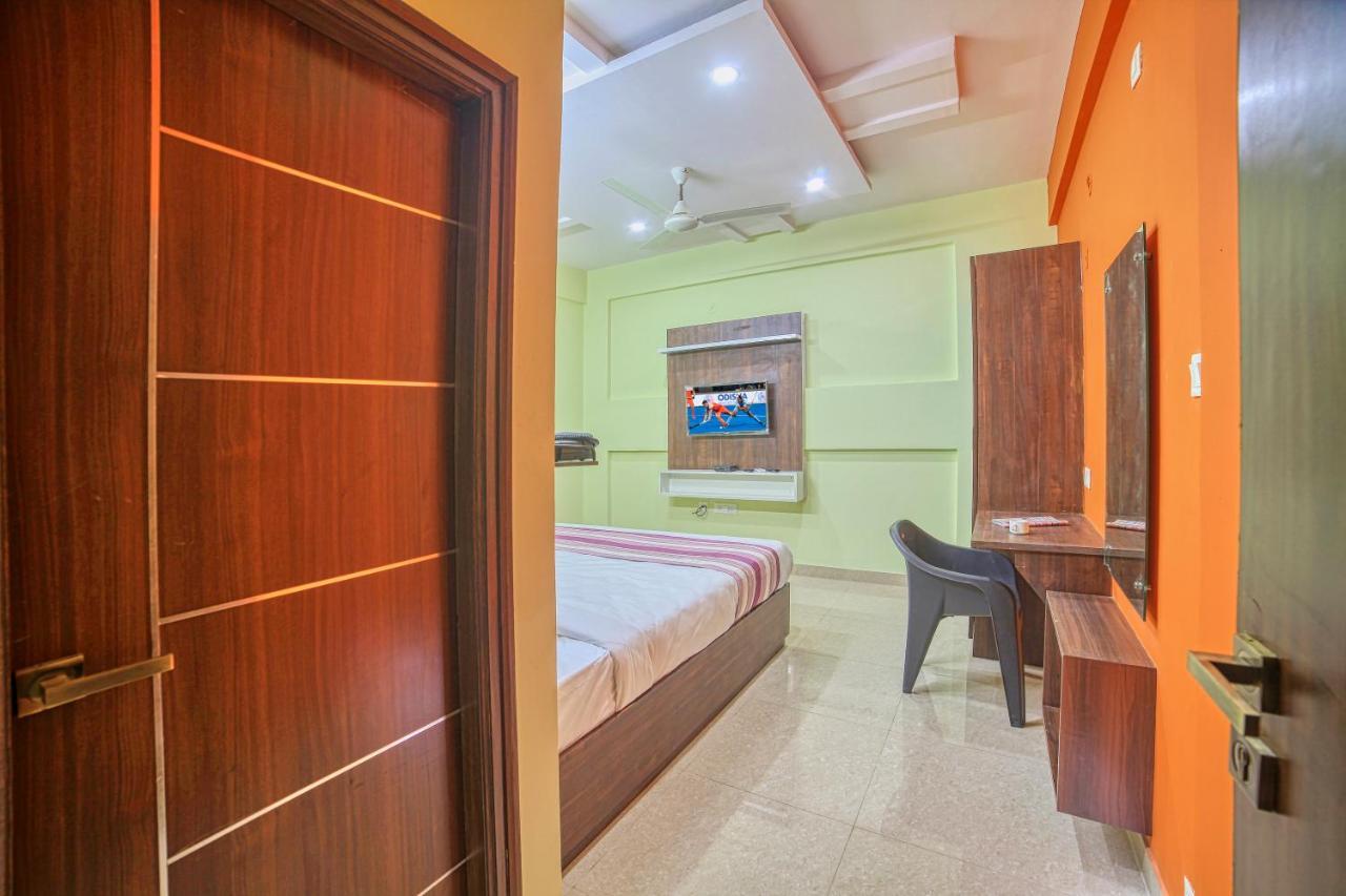 Redkey Inn Hotel Near Bangalore Airport Airport Pickup & Drop Available 24X7 Yelahanka Exterior foto