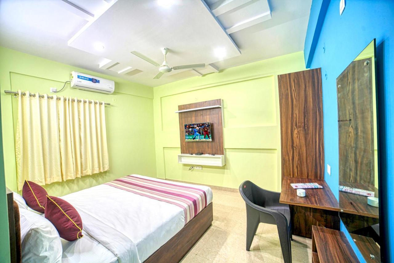 Redkey Inn Hotel Near Bangalore Airport Airport Pickup & Drop Available 24X7 Yelahanka Exterior foto